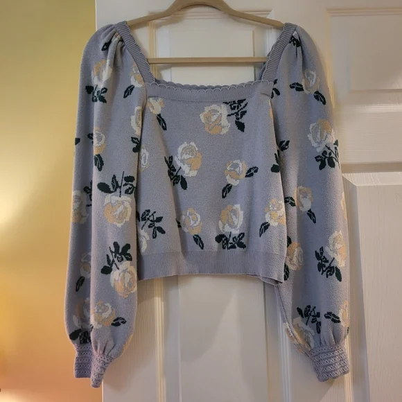 Willow&wind Floral Patterned Sweater - Gray and Cream L - Picture 1 of 4